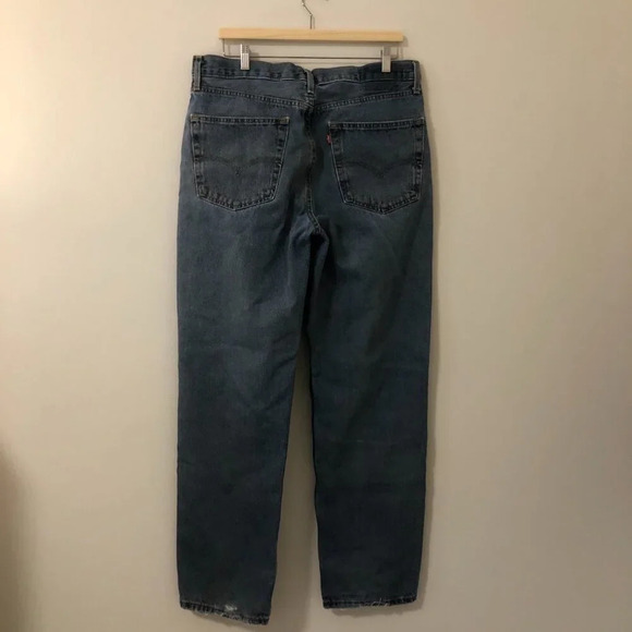 Levi's Straight Leg 34 x 32 Blue Light Medium  Wash Jeans - Picture 4 of 10
